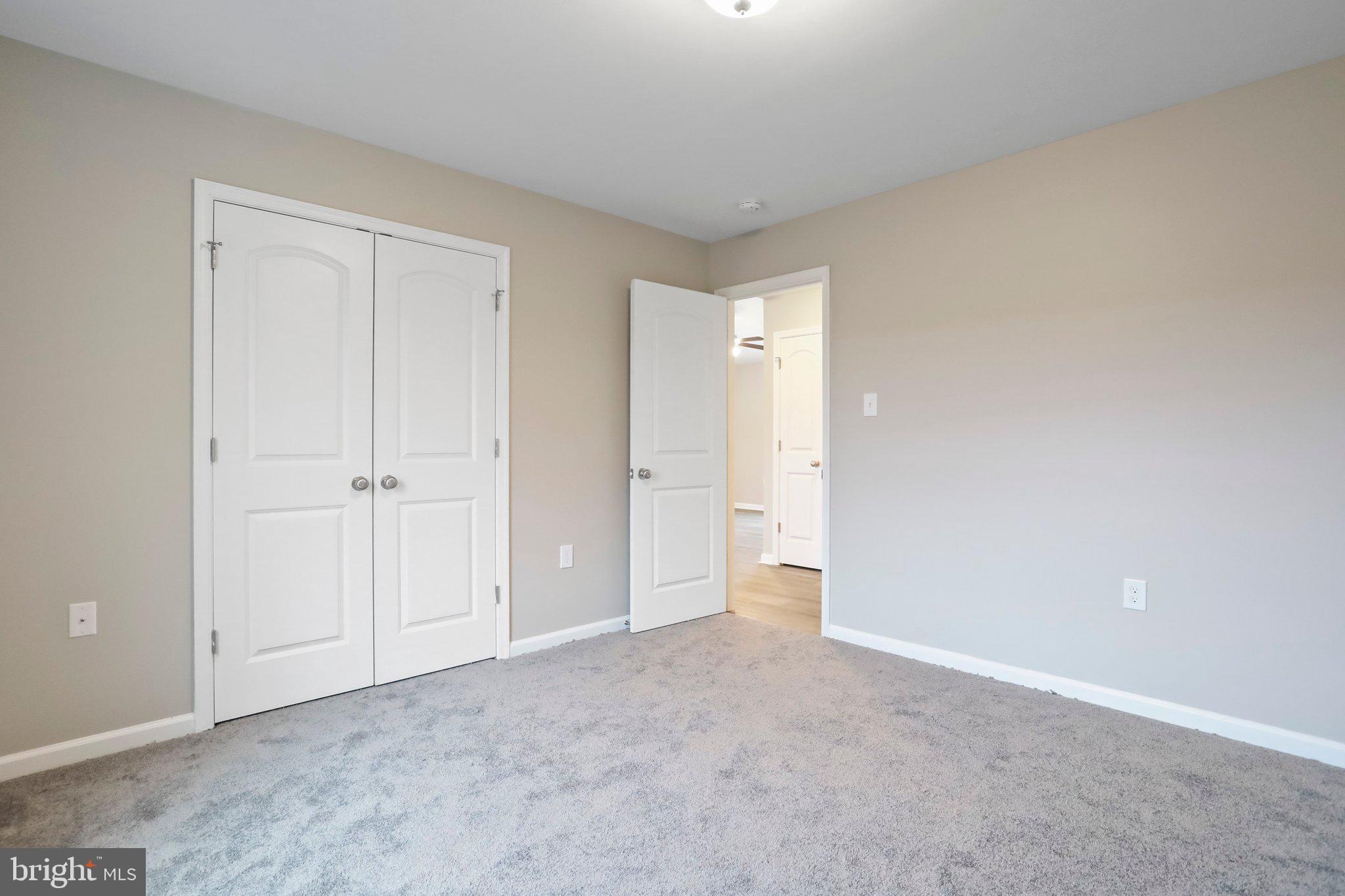 RED HILL - Residential