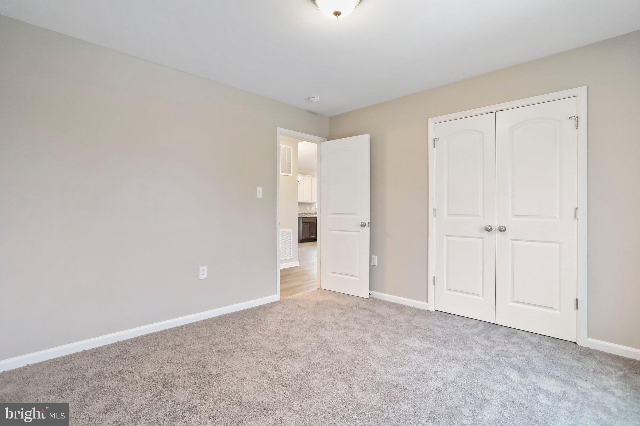 RED HILL - Residential