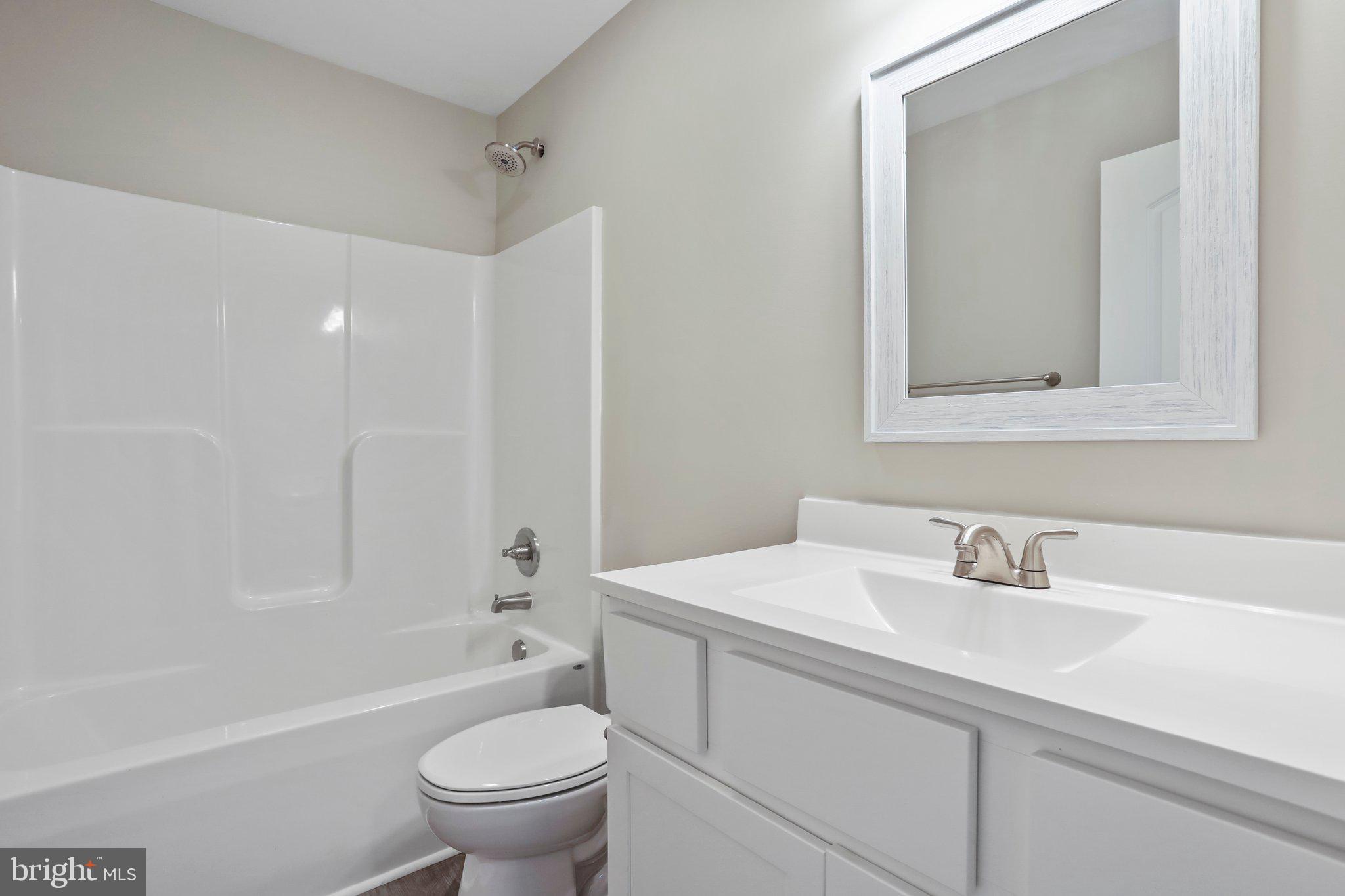 RED HILL - Residential