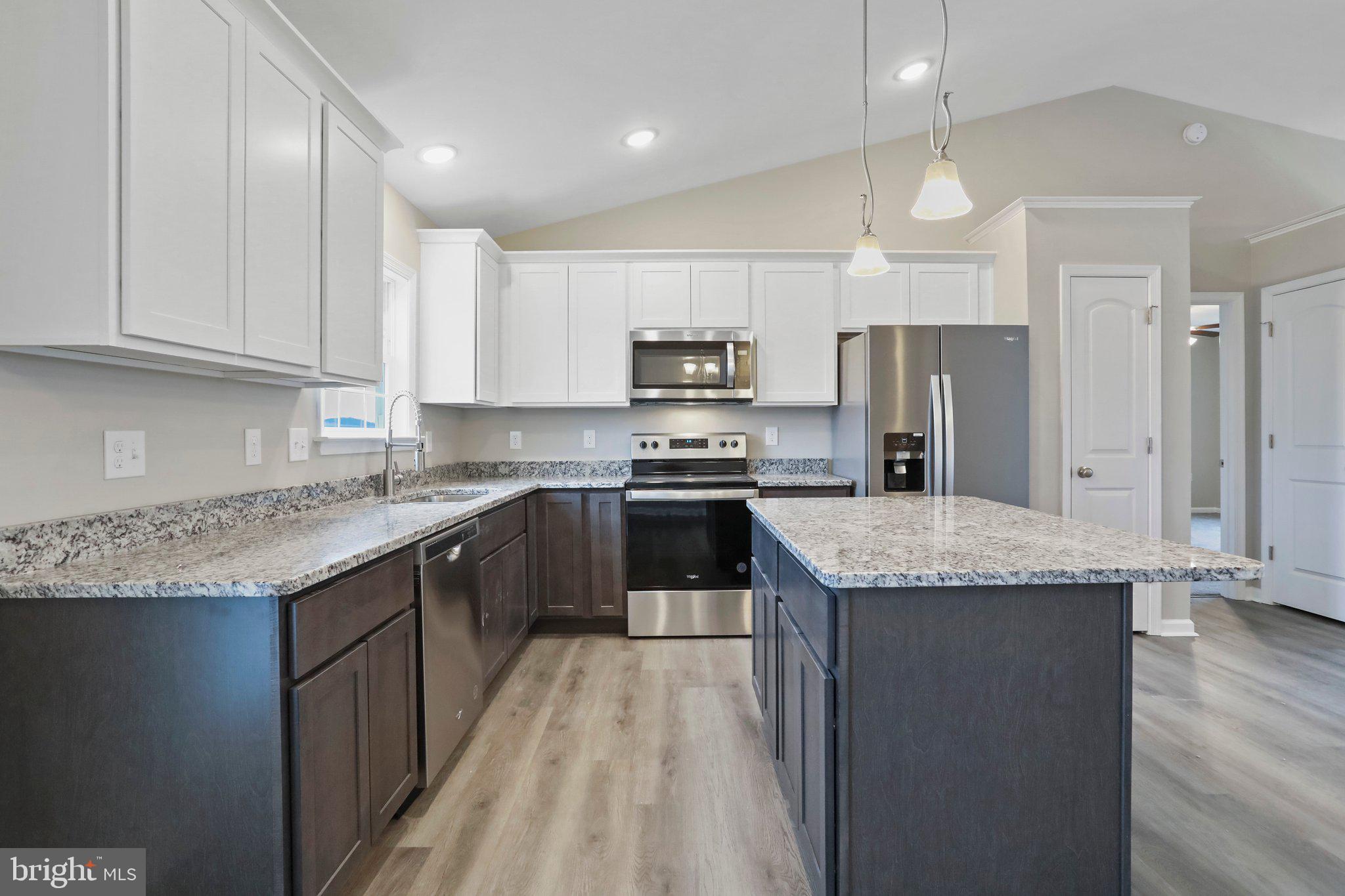 RED HILL - Residential