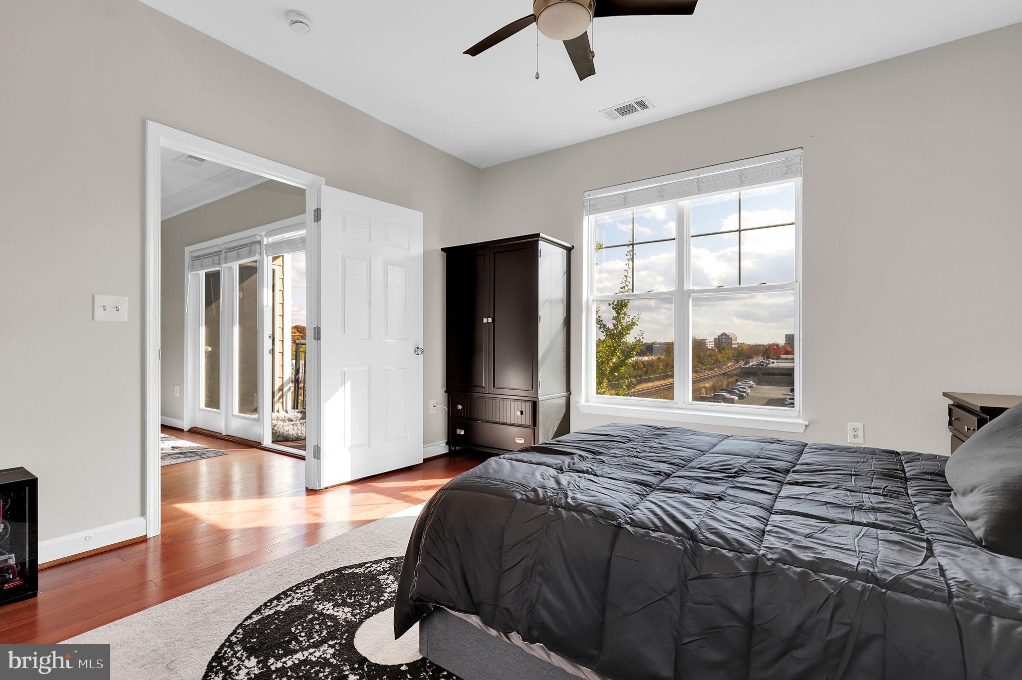 FITZ AT ROCKVILLE TOWN C - Residential