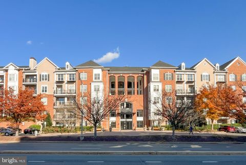 Photo of 501 Hungerford Drive #201, ROCKVILLE, MD 20850 (MLS # MDMC2206750)