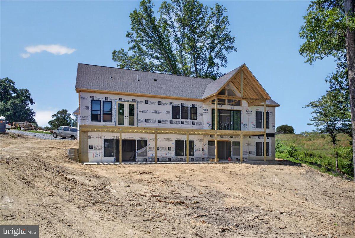 208 ANDERSON WAY