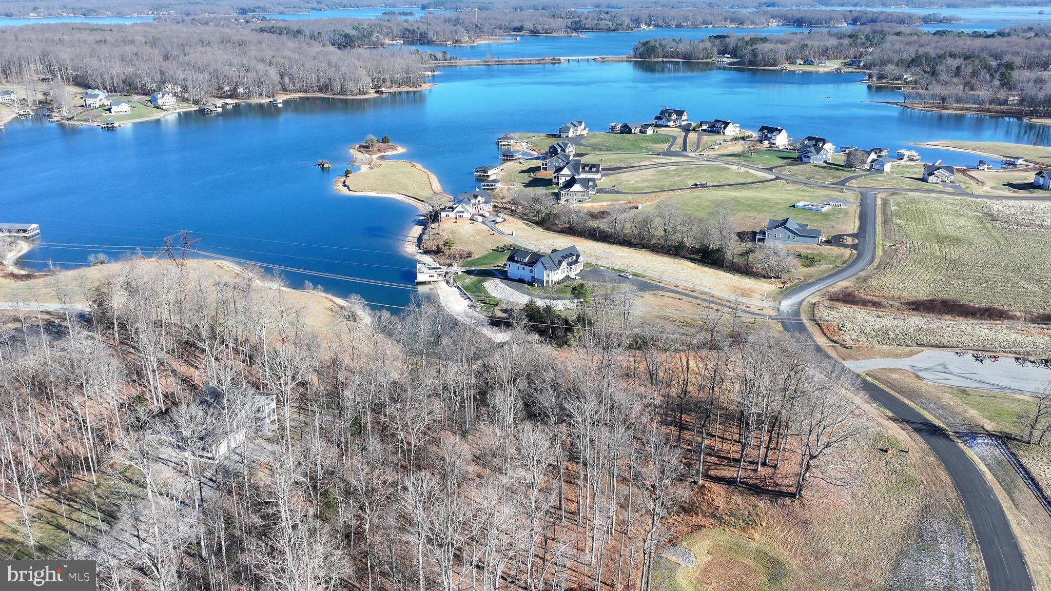 ROCK ISLAND LANDING - Residential