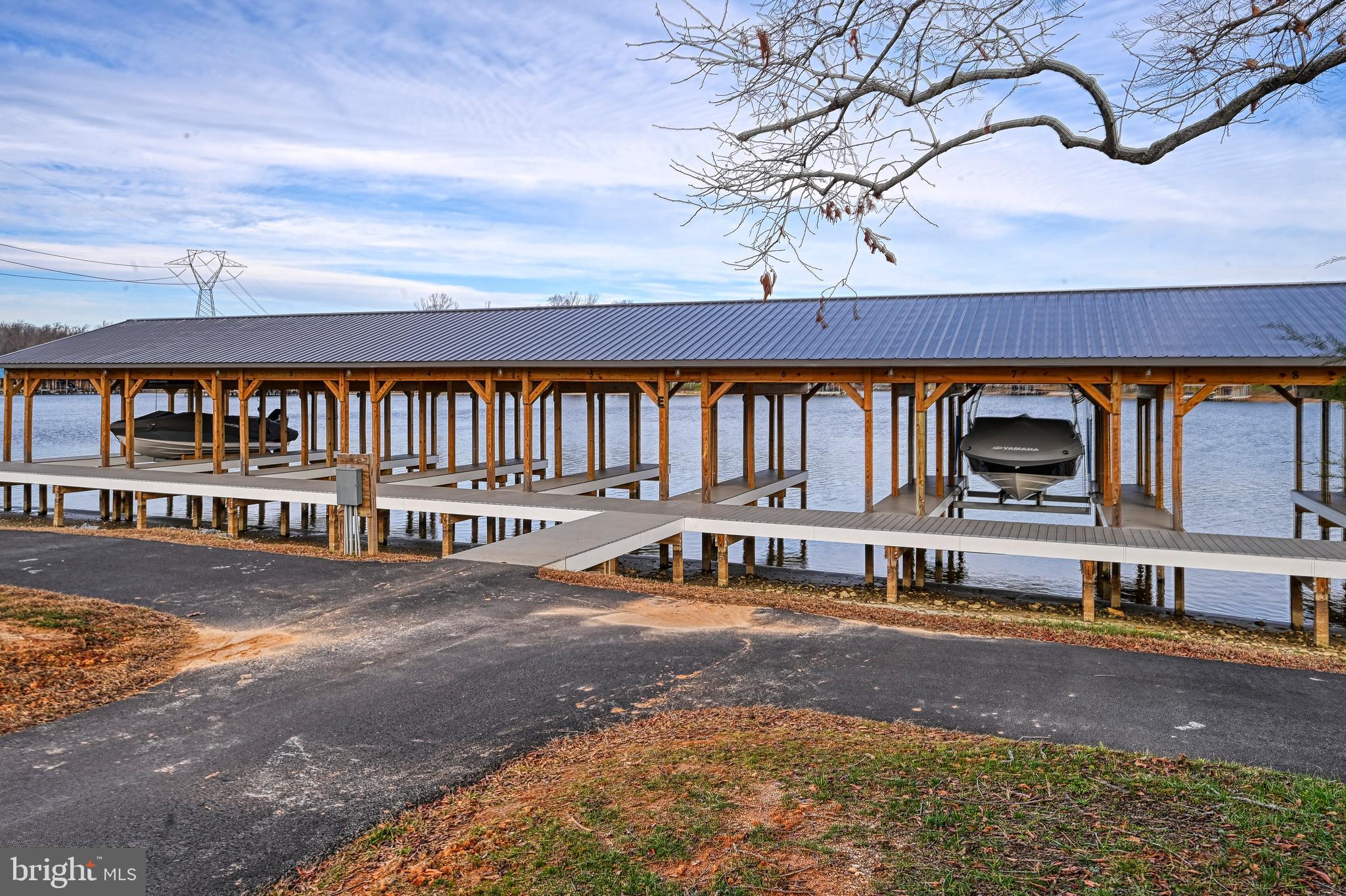 ROCK ISLAND LANDING - Residential