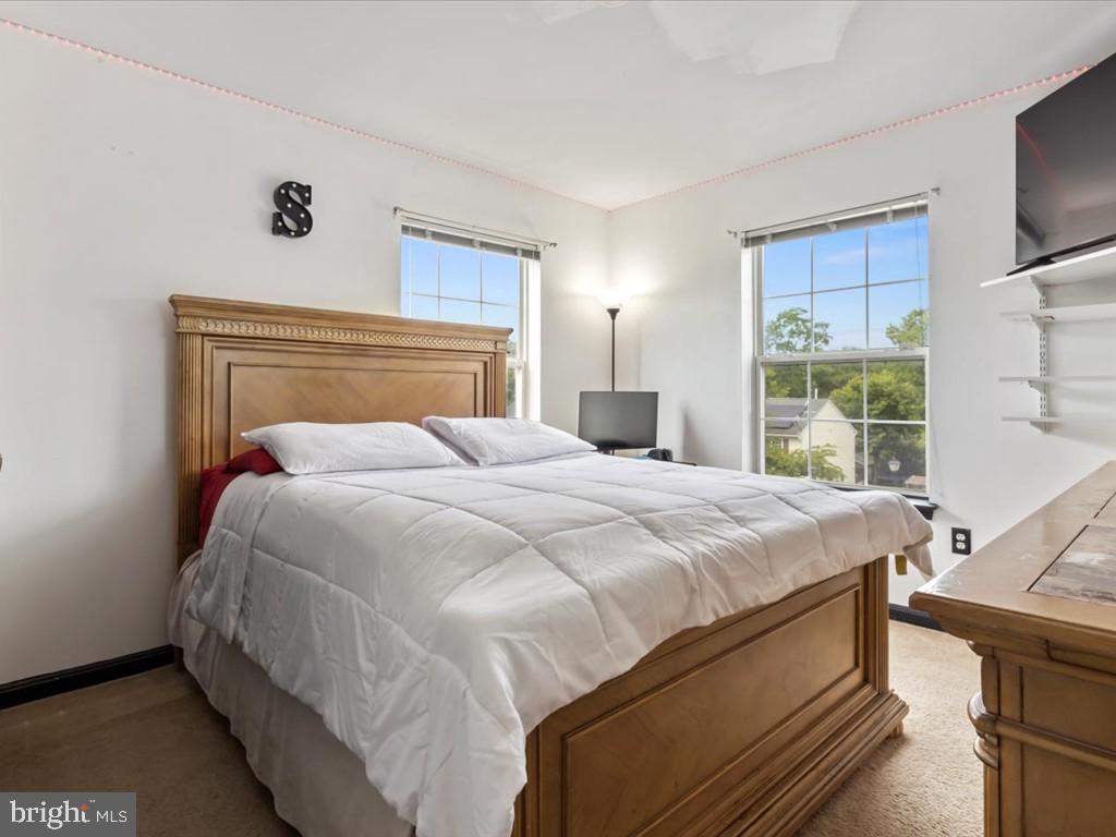 GATEWAY CROSSING - Residential