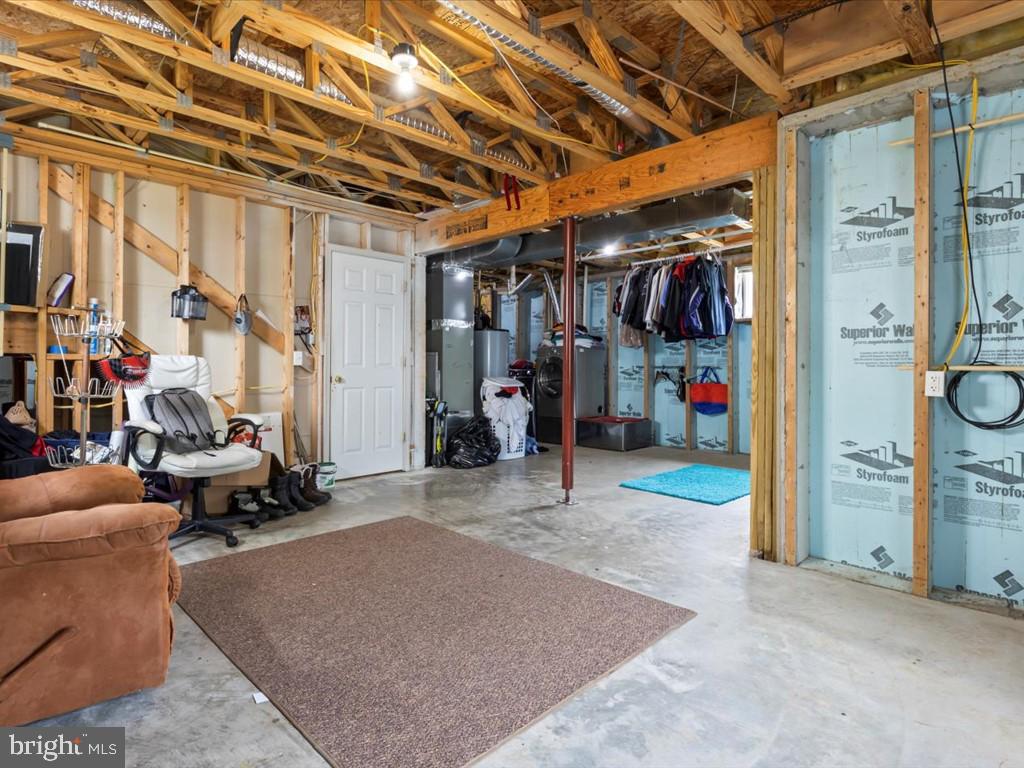 GATEWAY CROSSING - Residential