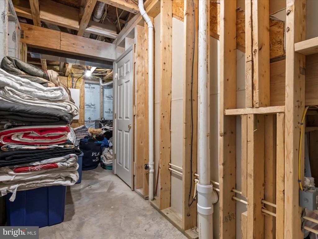 GATEWAY CROSSING - Residential