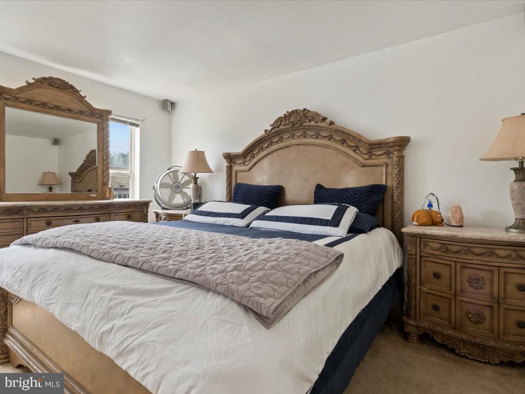 GATEWAY CROSSING - Residential