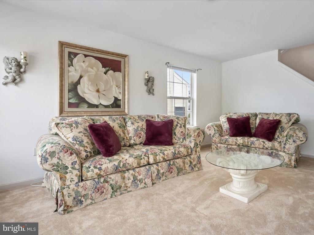 GATEWAY CROSSING - Residential