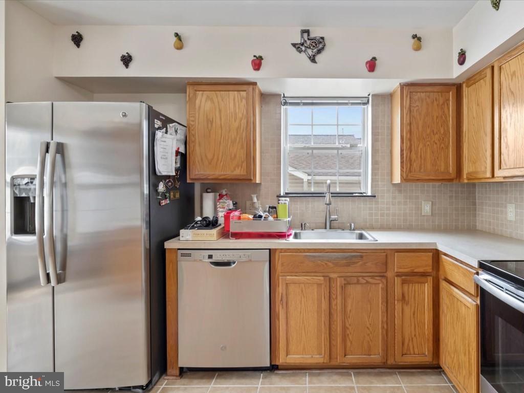 GATEWAY CROSSING - Residential