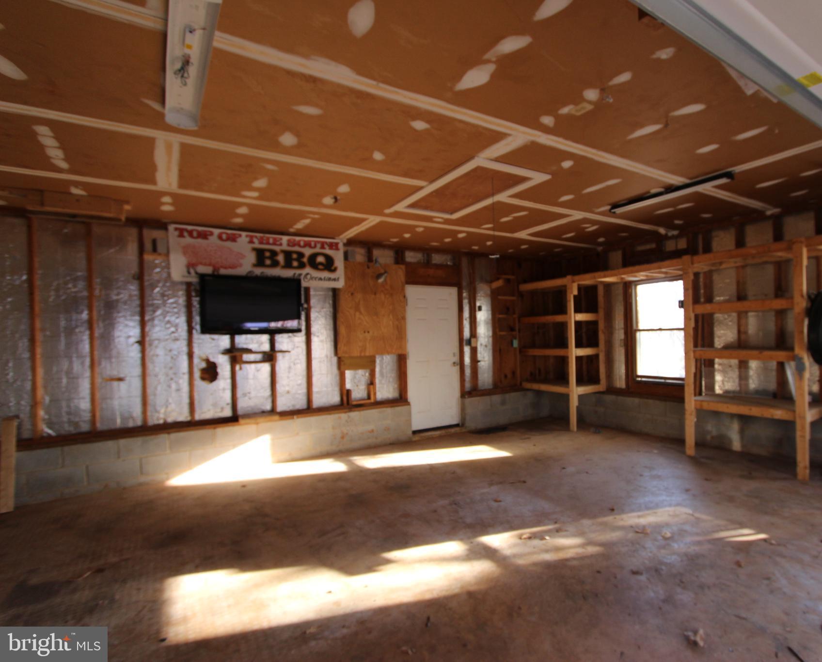 SADDLE RUN - Residential