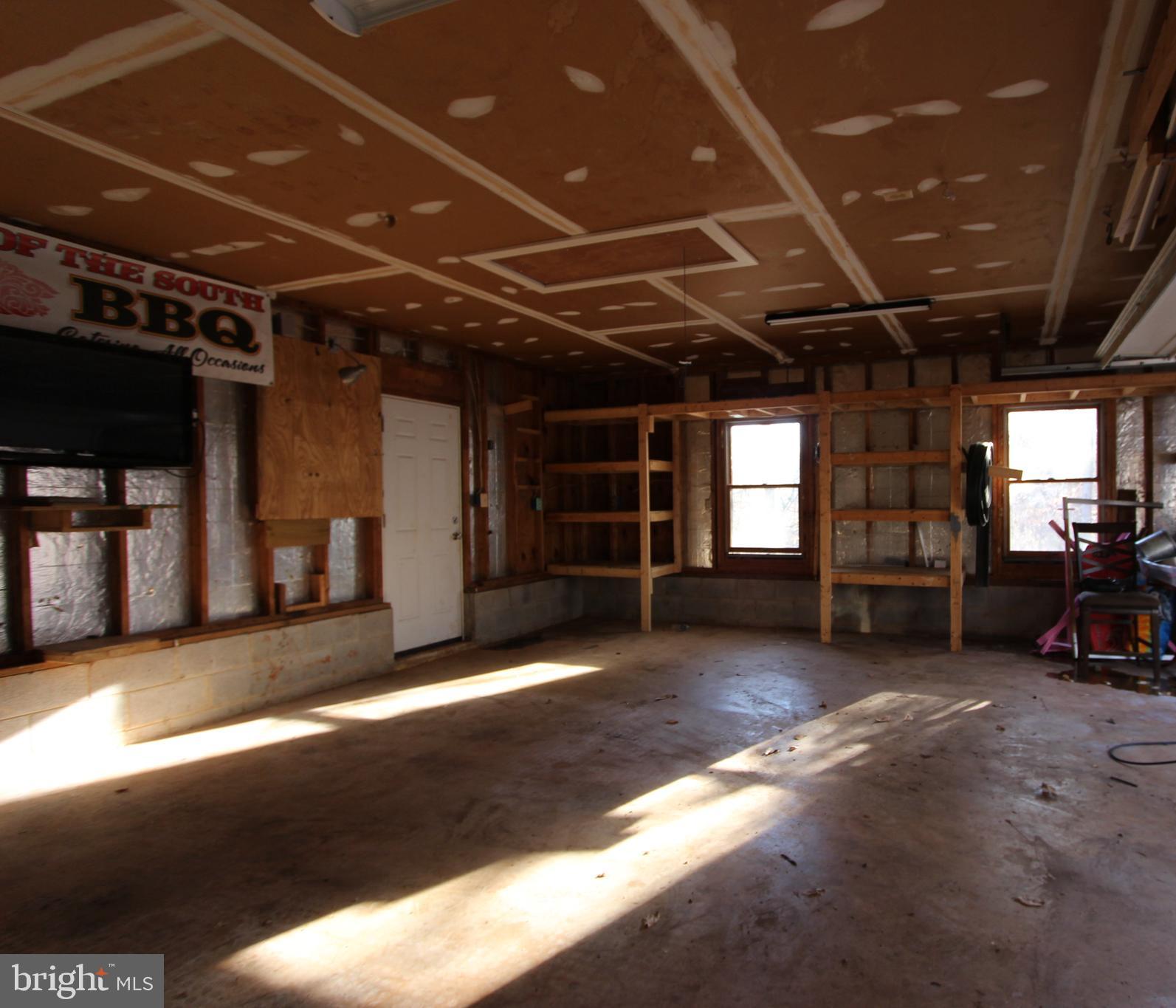 SADDLE RUN - Residential