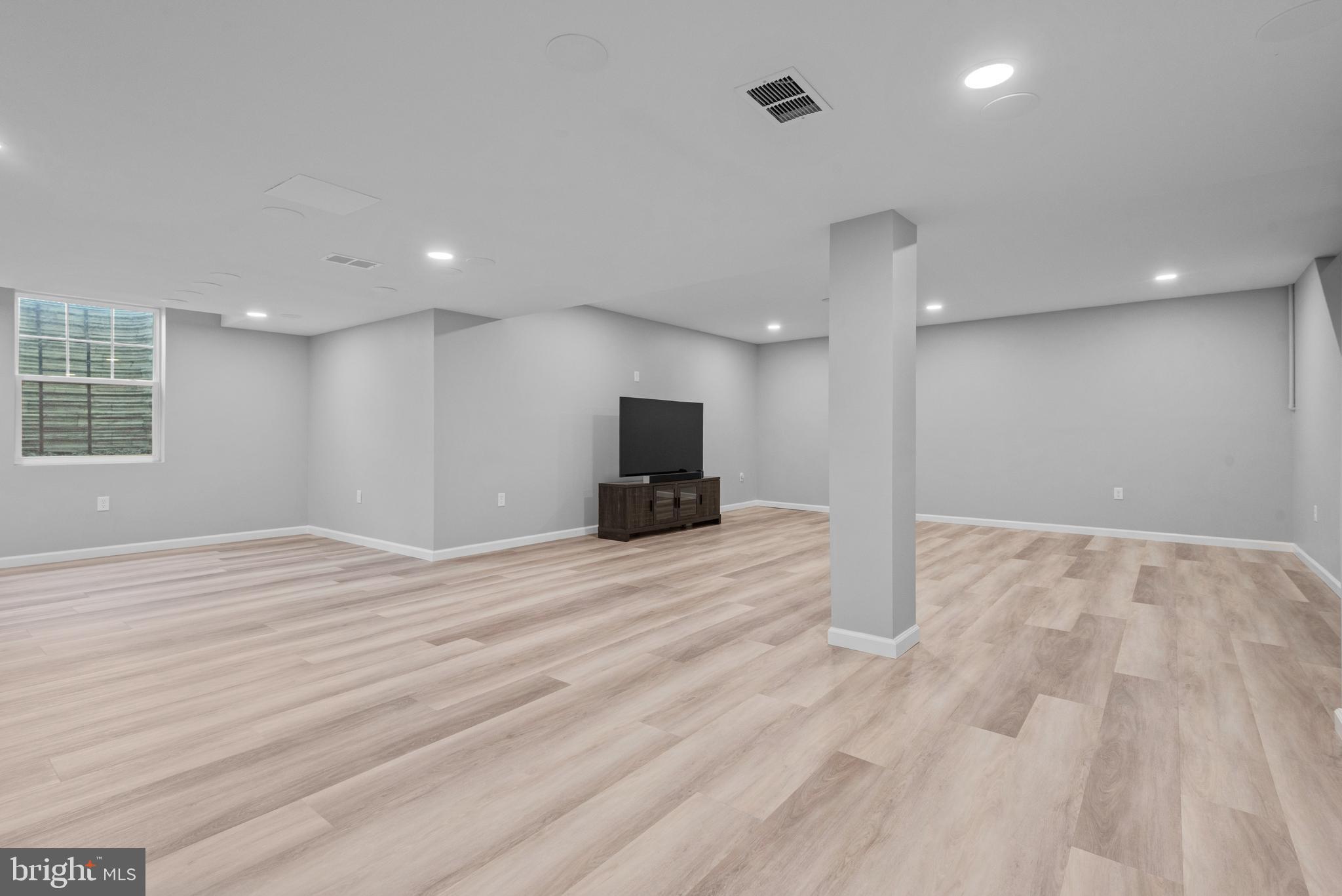 LANDIS FARM - Residential