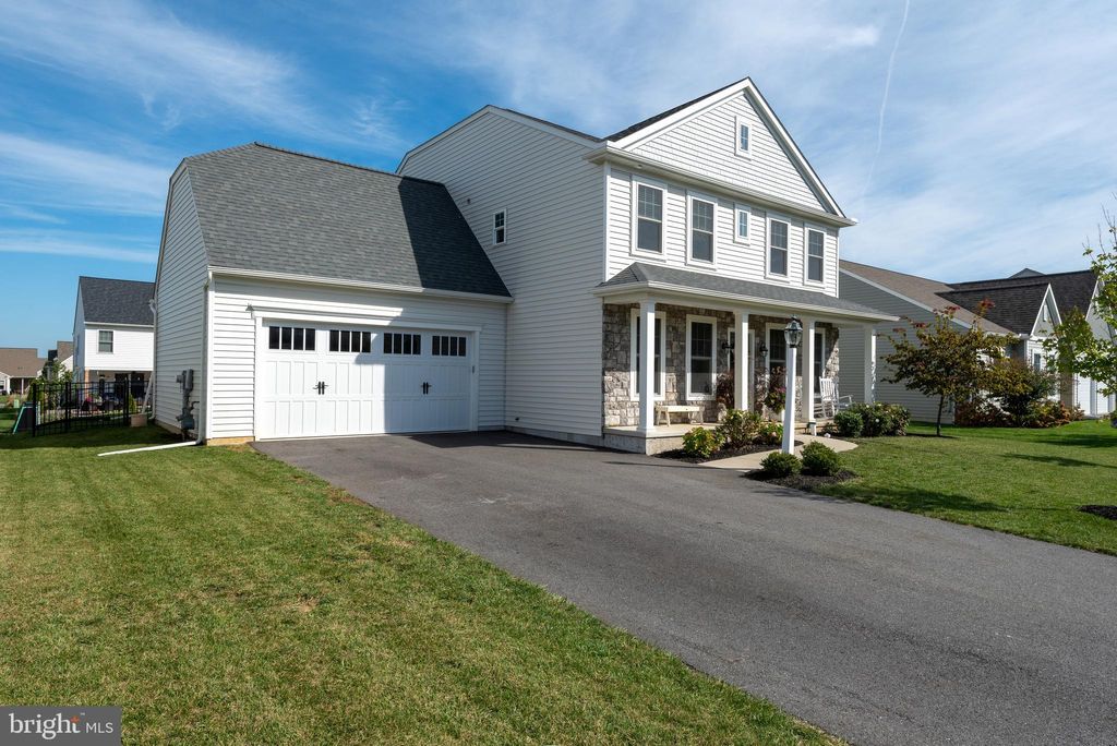 Photo of 1509 Wheatfield Vista, LANDISVILLE, PA 17538 (MLS # PALA2077412)