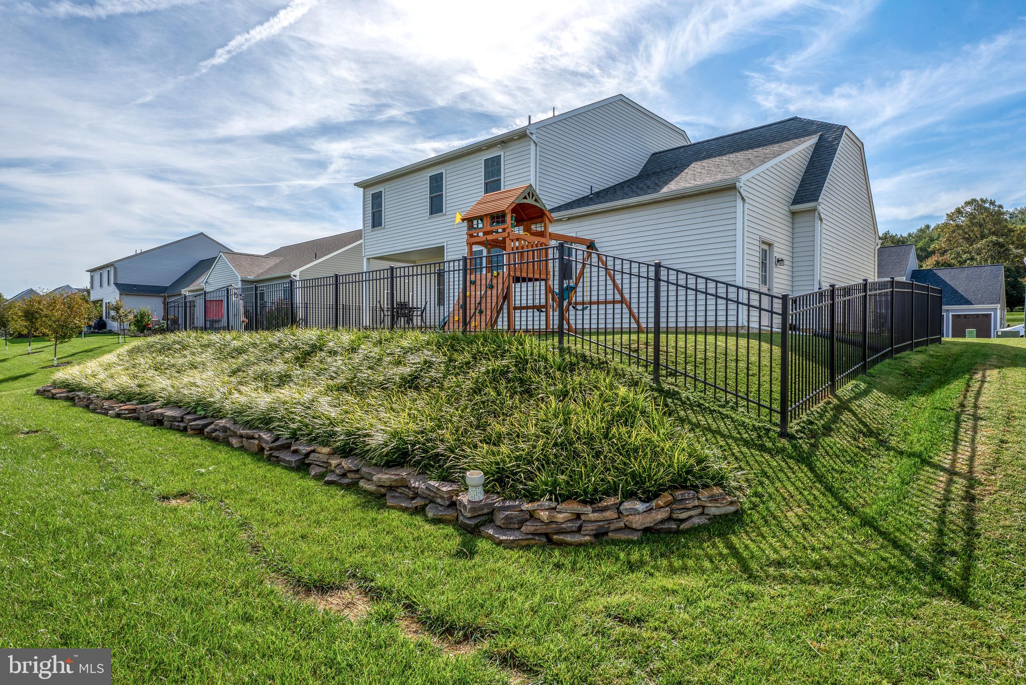 LANDIS FARM - Residential