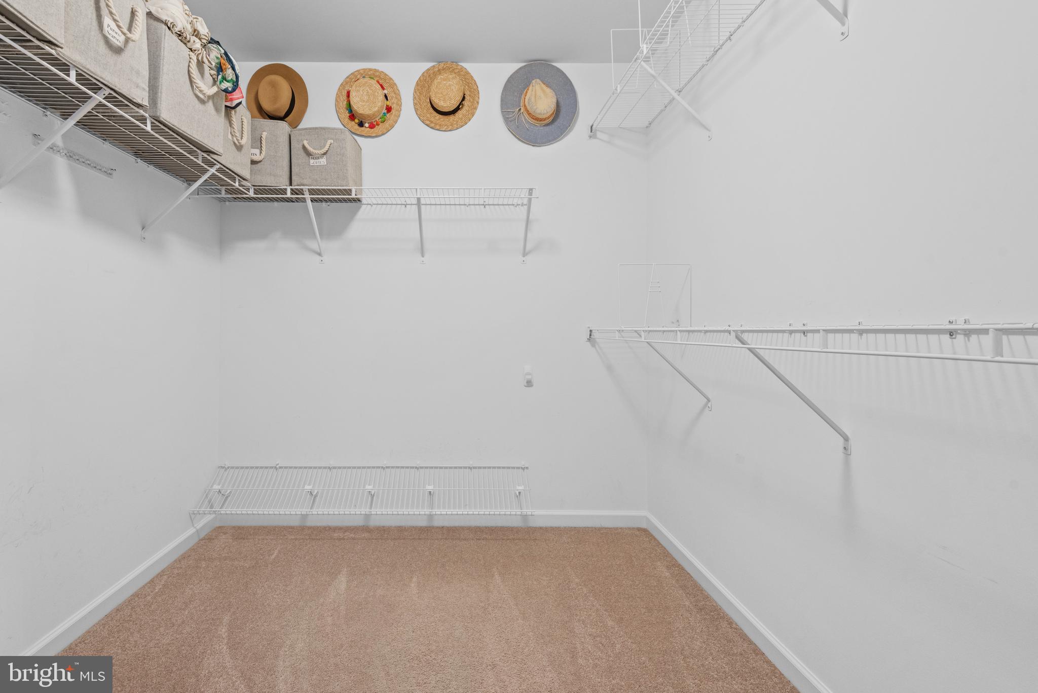 LANDIS FARM - Residential