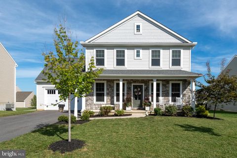 Photo of 1509 Wheatfield Vista, LANDISVILLE, PA 17538 (MLS # PALA2077412)