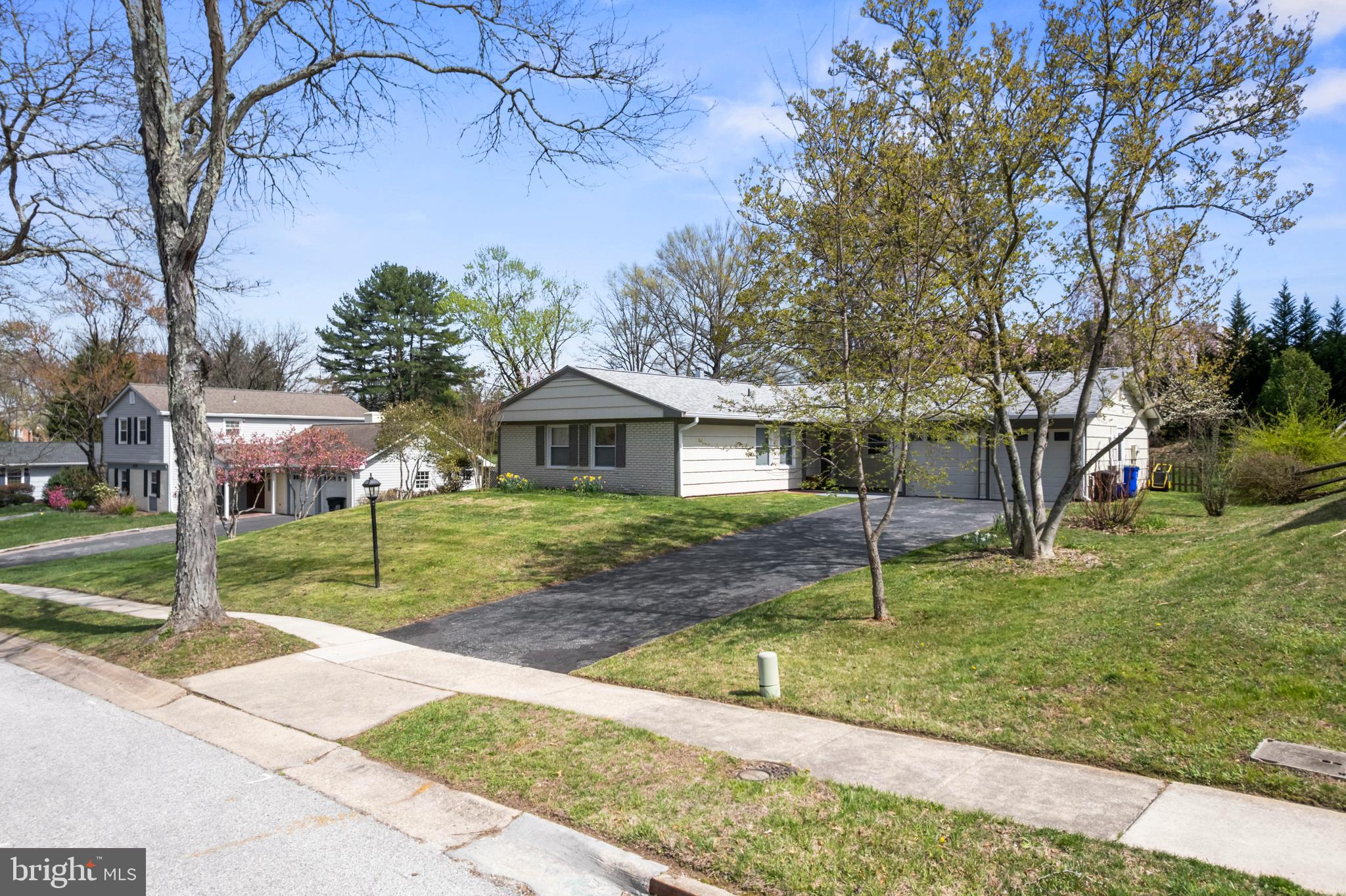 RUNNING BROOK - Residential