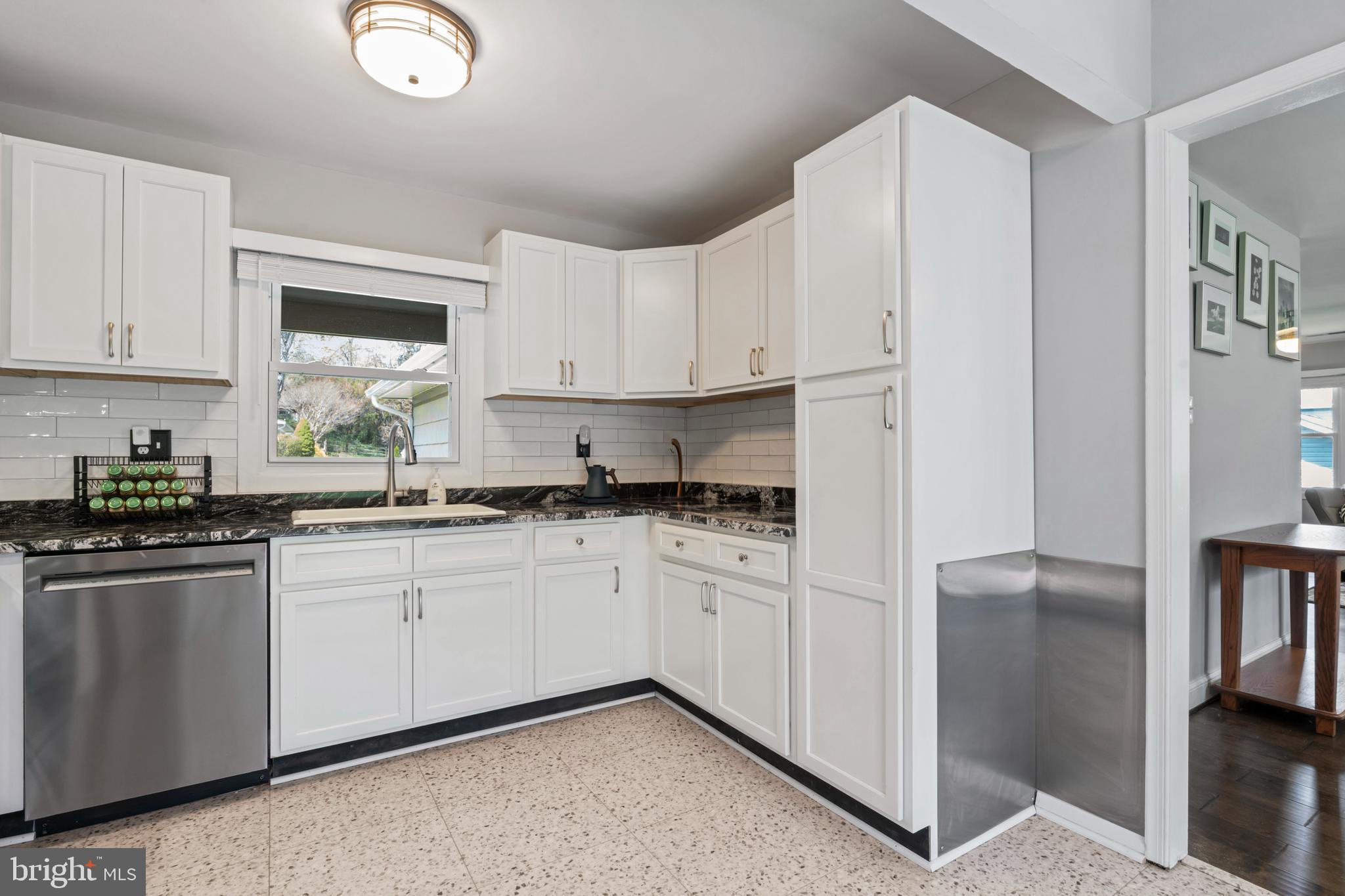 RUNNING BROOK - Residential