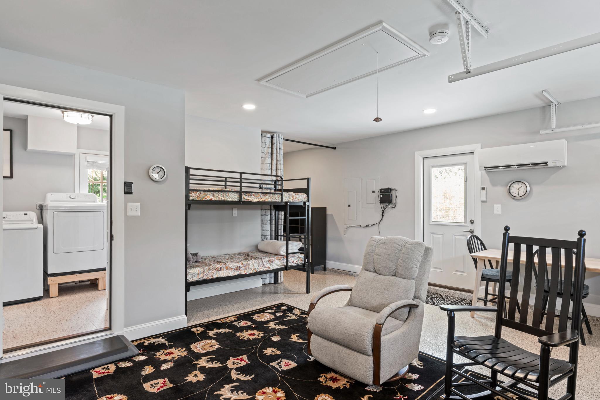 RUNNING BROOK - Residential