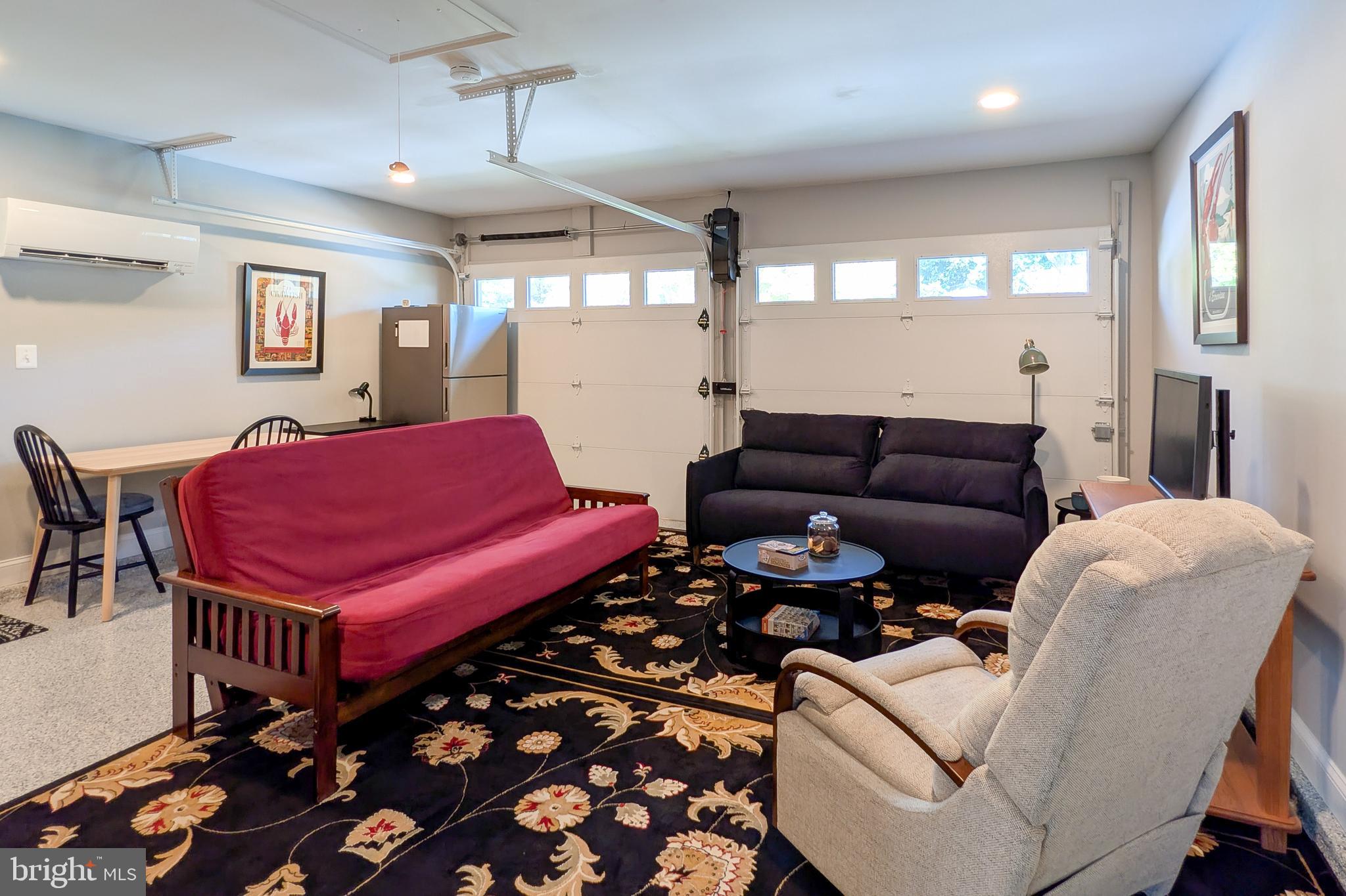 RUNNING BROOK - Residential