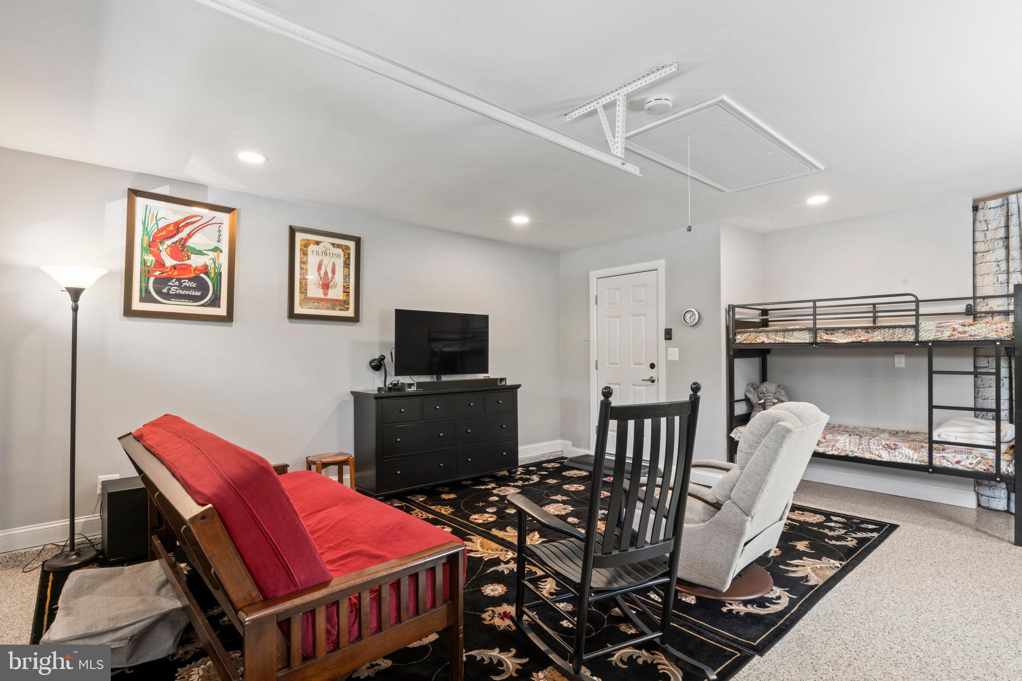 RUNNING BROOK - Residential