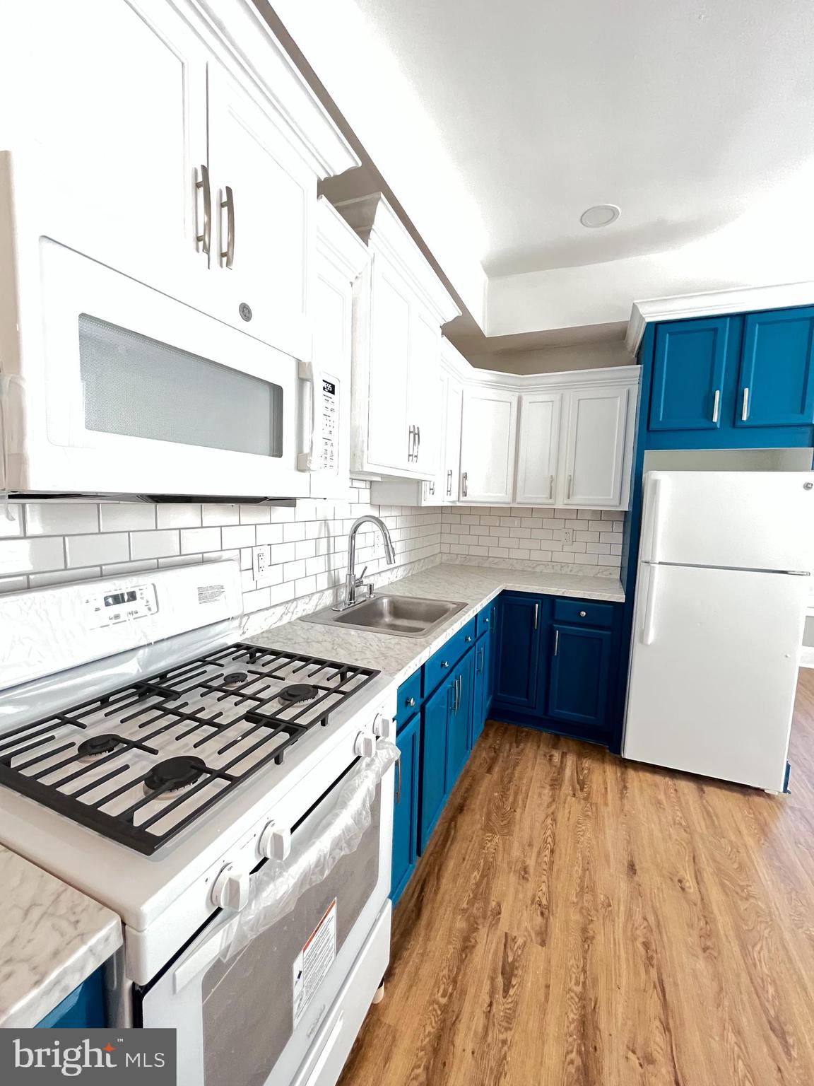 OVERBROOK - Residential Lease