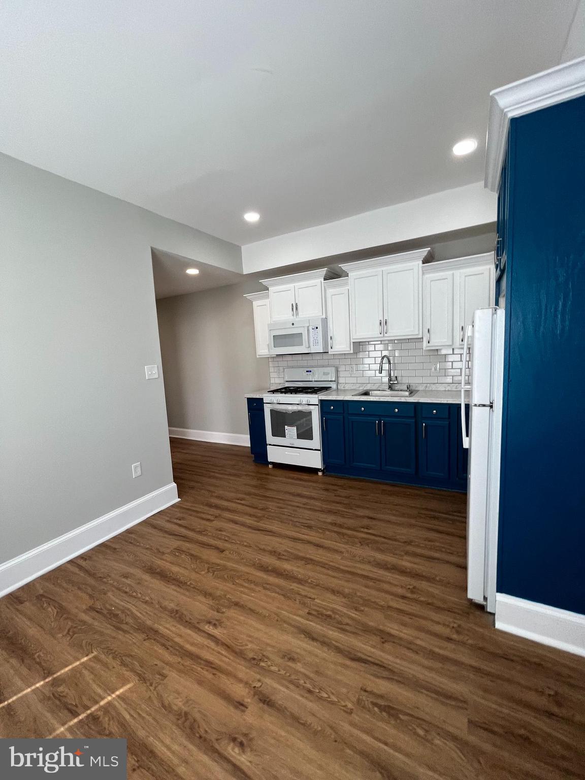 OVERBROOK - Residential Lease