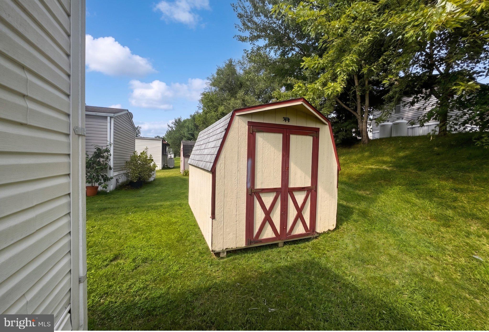 1860 JOHN DRIVE 202