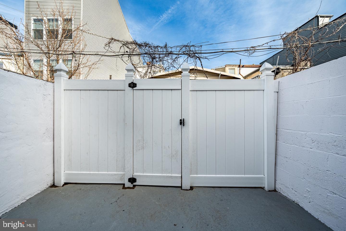 NORRIS SQUARE - Residential