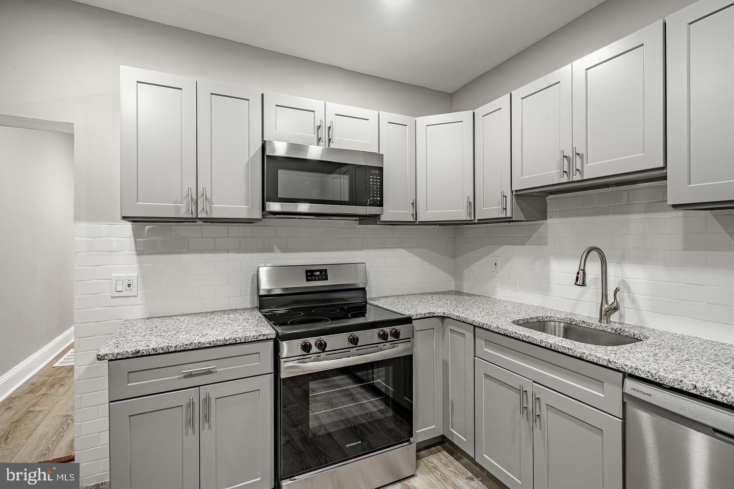 NORRIS SQUARE - Residential