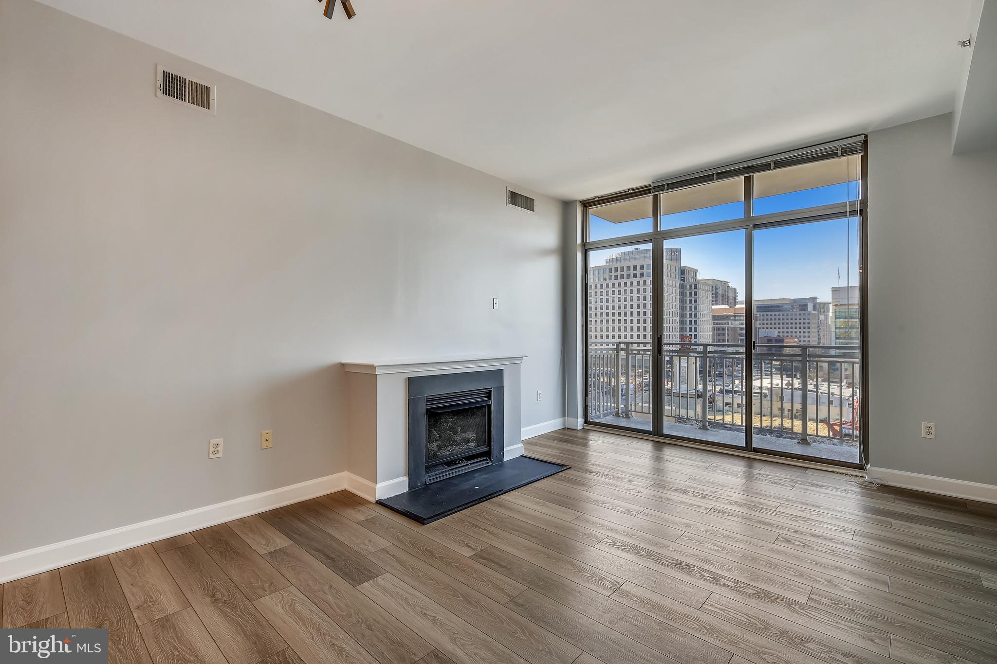 BERKELEY CONDOMINIUM - Residential Lease