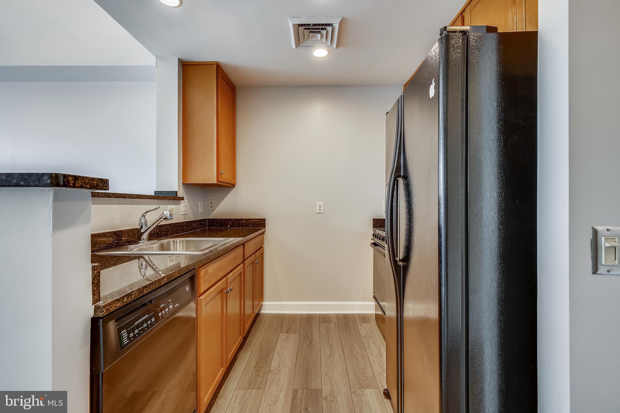 BERKELEY CONDOMINIUM - Residential Lease