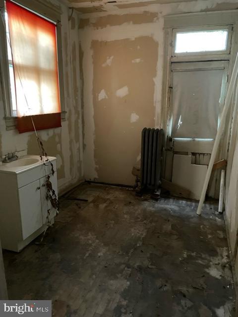 MONTEBELLO - Residential