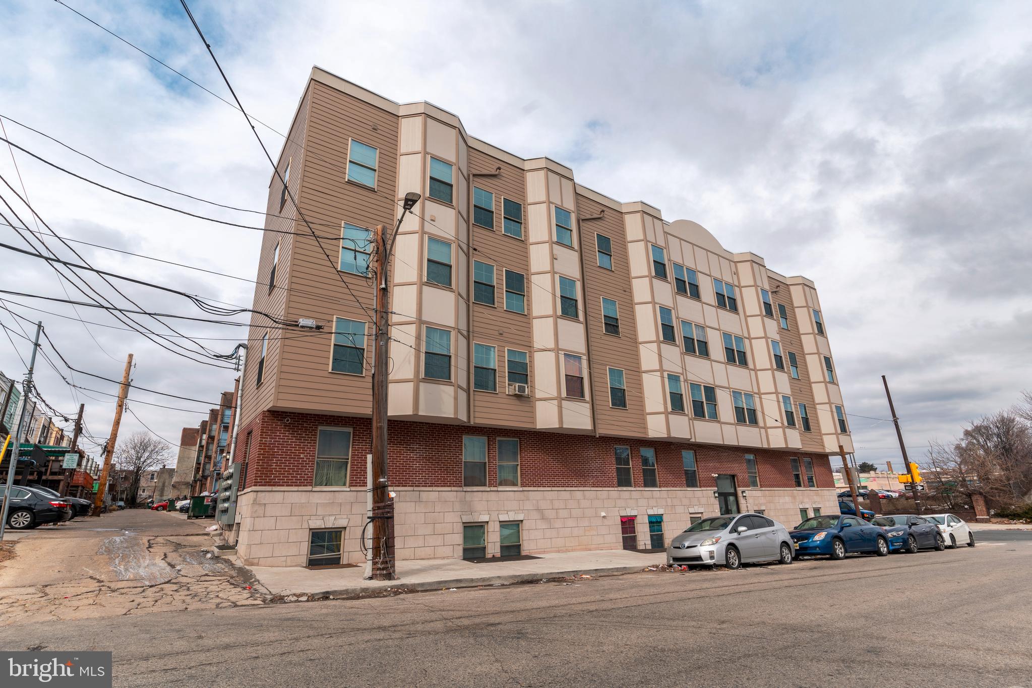 WALNUT HILL - Commercial Sale