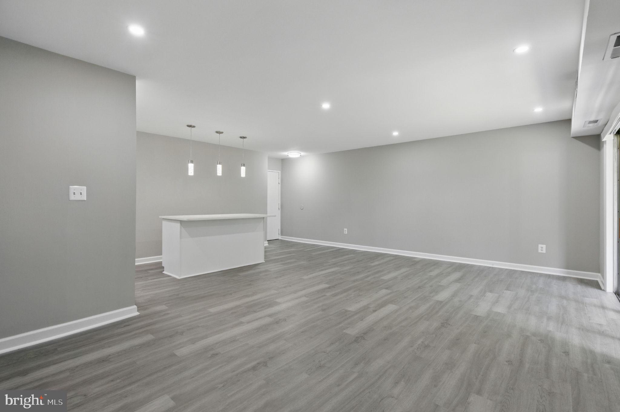 BRADBURY PARK - Residential