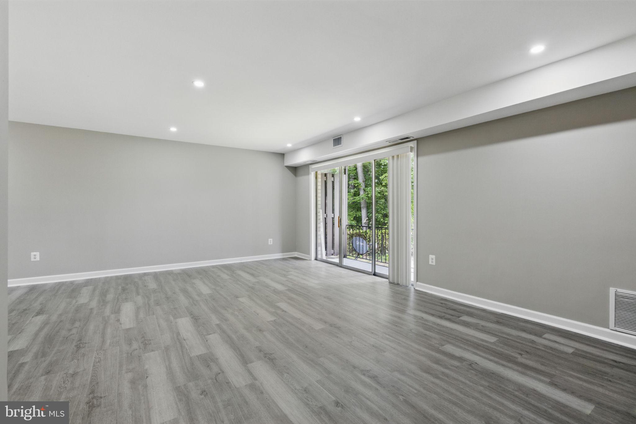 BRADBURY PARK - Residential