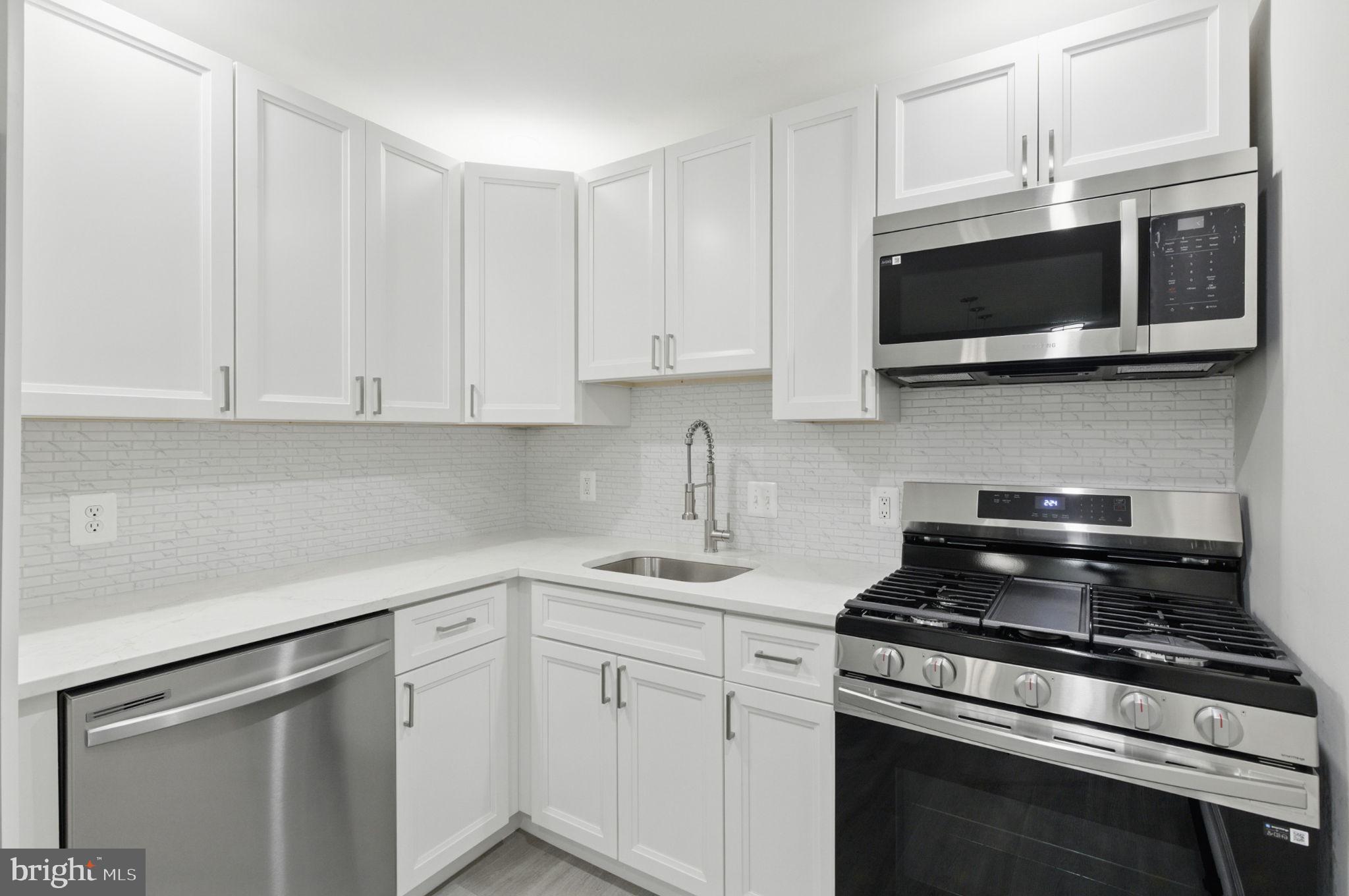 2310 EWING AVENUE 203