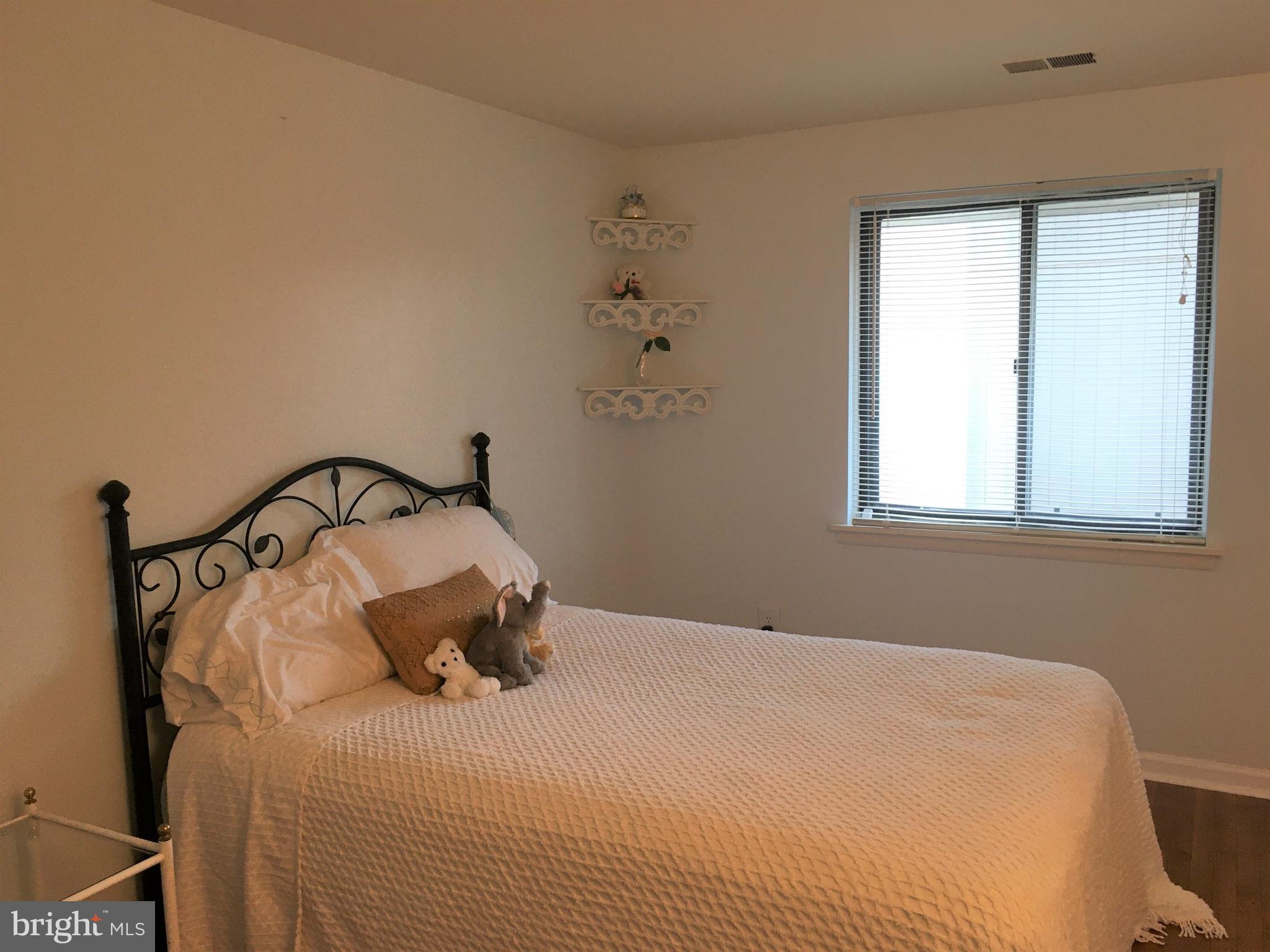 GERMANTOWN - Residential Lease