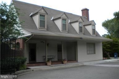 VILLAGES AT HOMELAND - Residential Lease