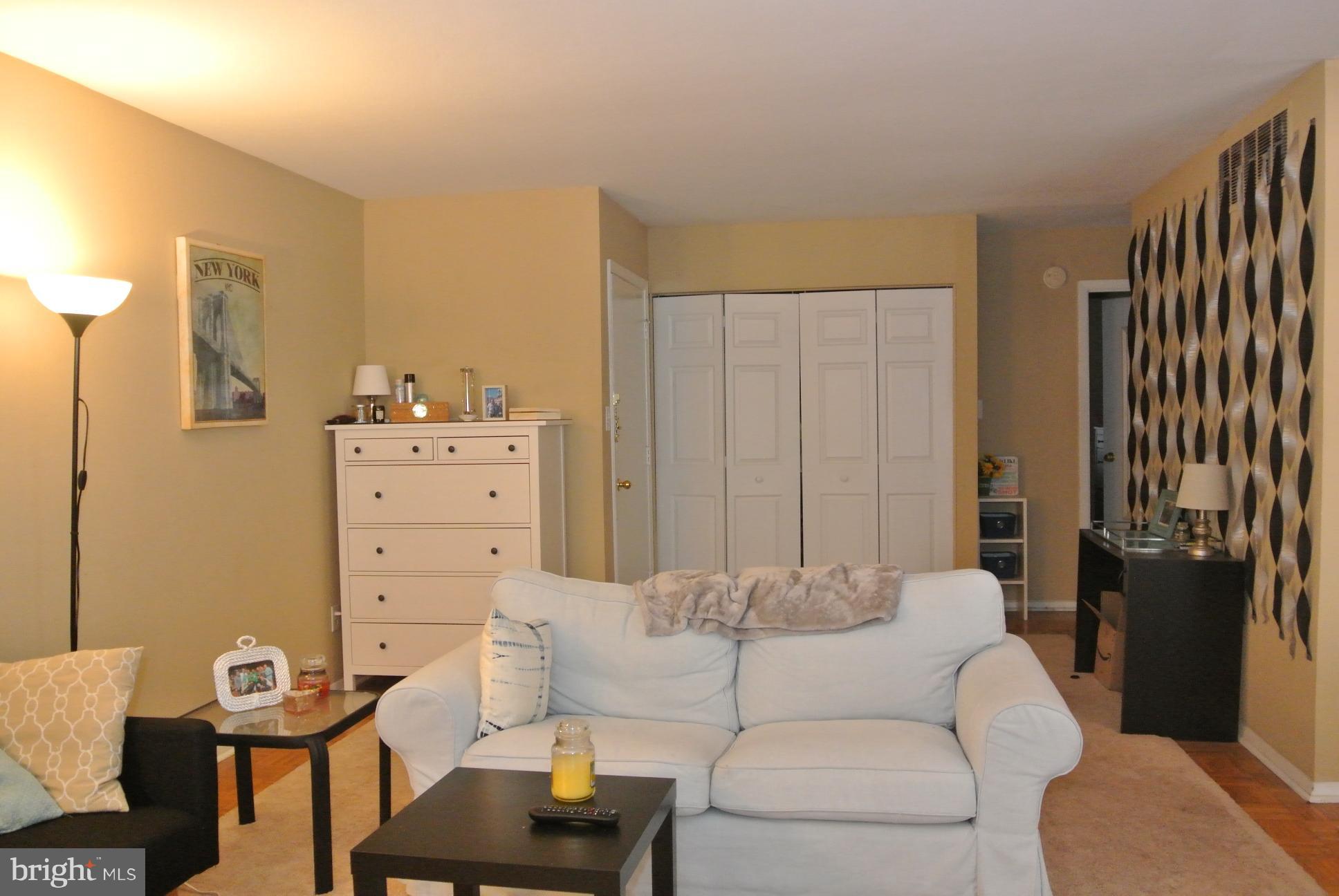 VILLAGES AT HOMELAND - Residential Lease