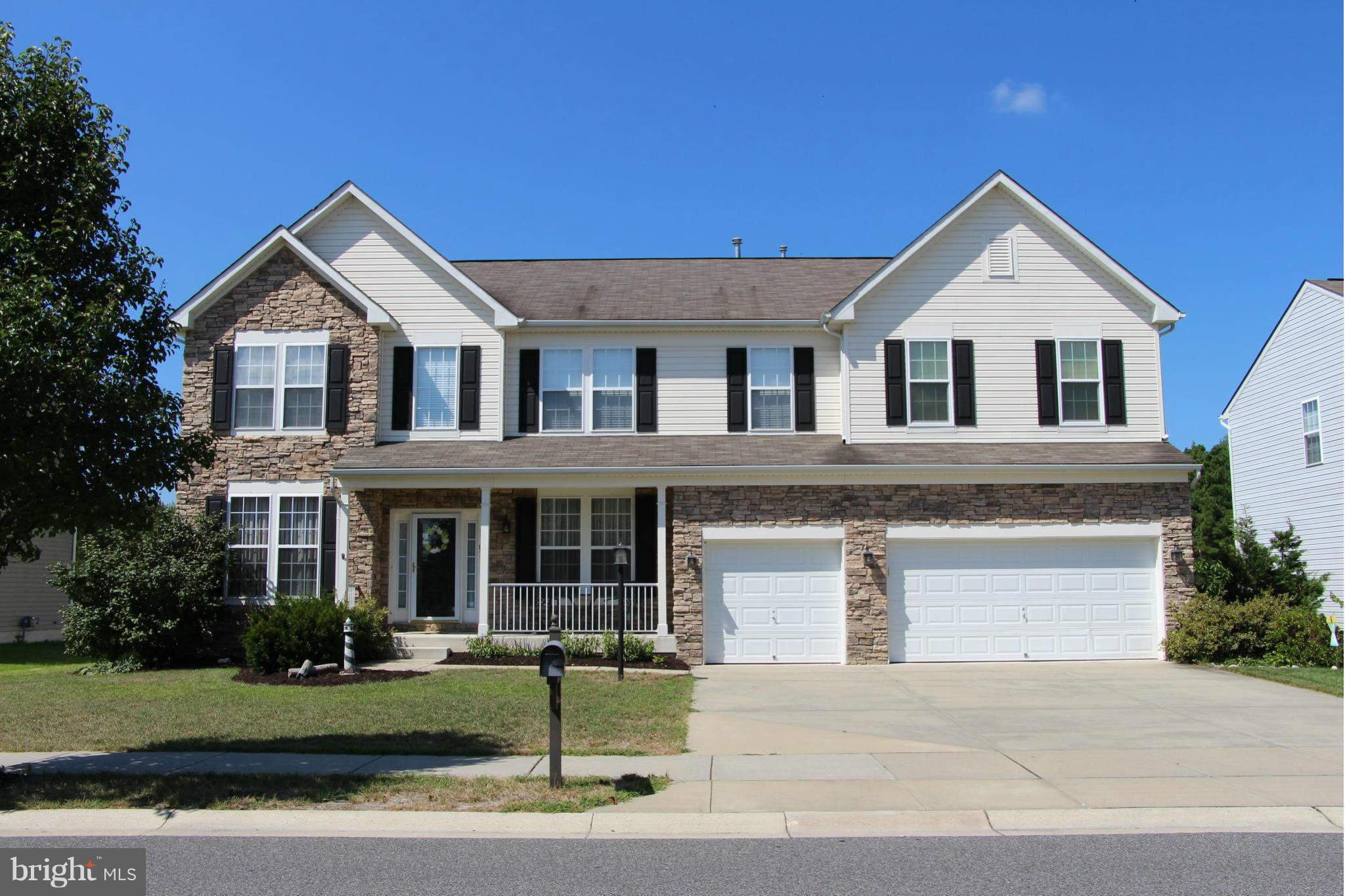 CATTAIL COMMONS - Residential