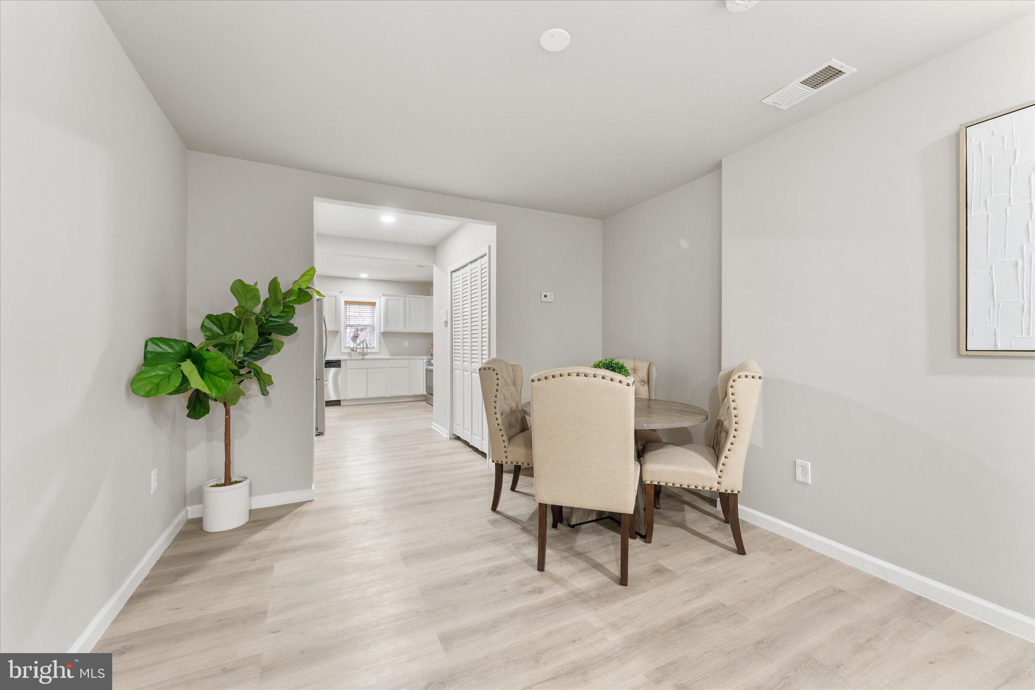 ARUNDEL ON THE BAY - Residential