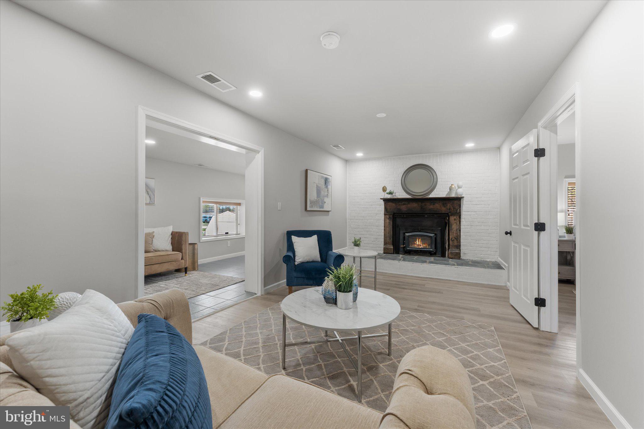 ARUNDEL ON THE BAY - Residential