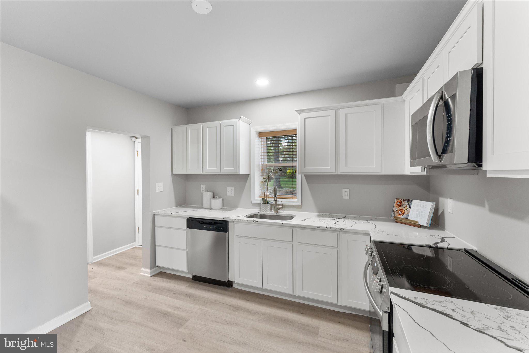 ARUNDEL ON THE BAY - Residential