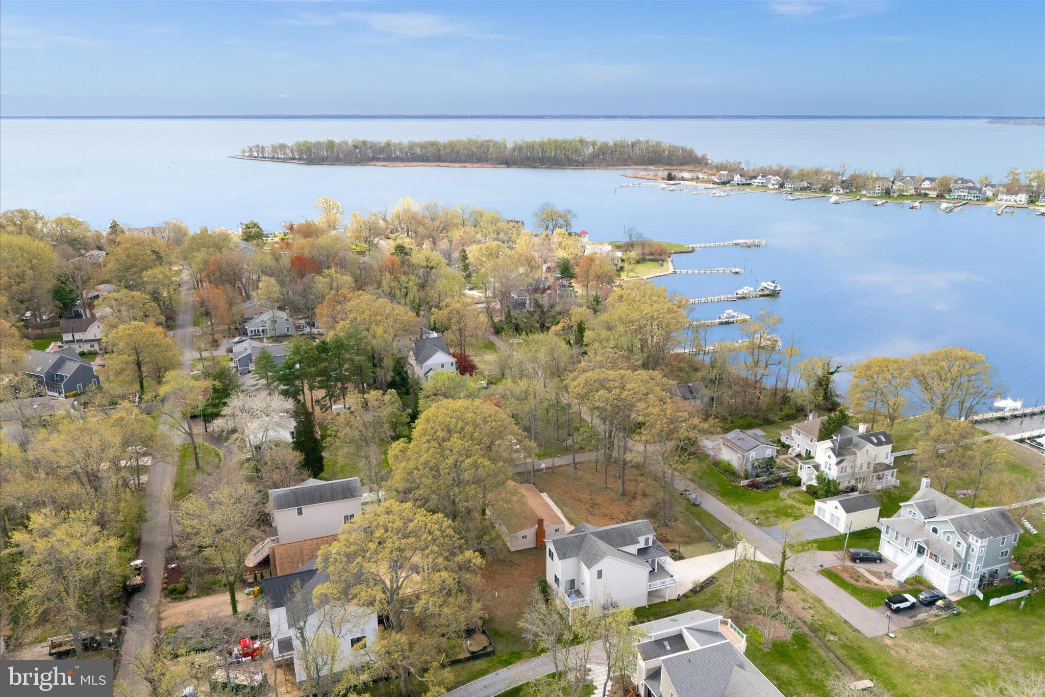 ARUNDEL ON THE BAY - Residential