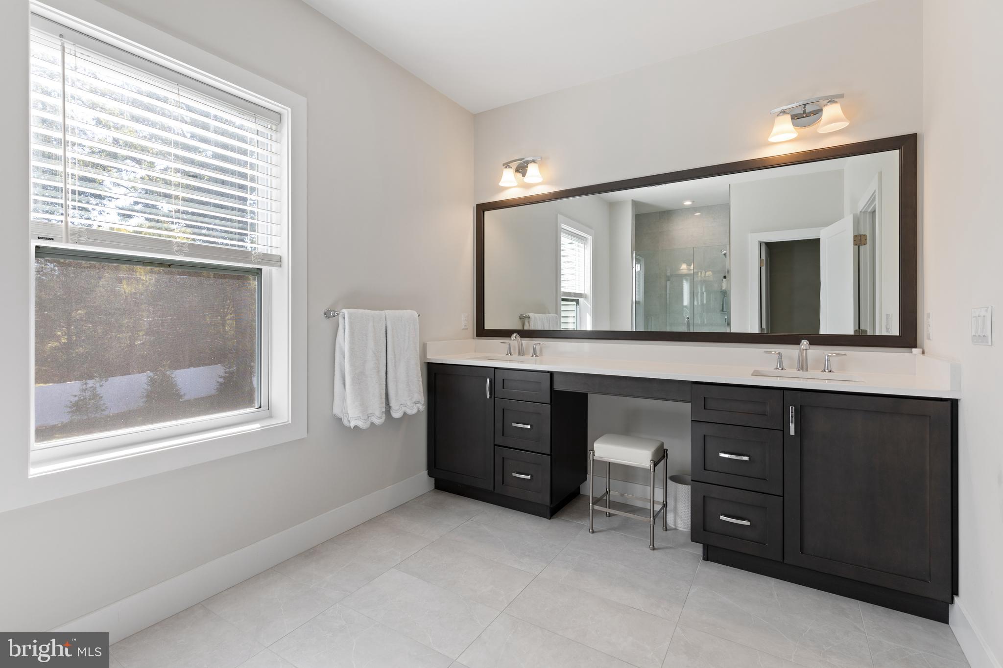 CREEKSIDE AT BLUE BELL - Residential