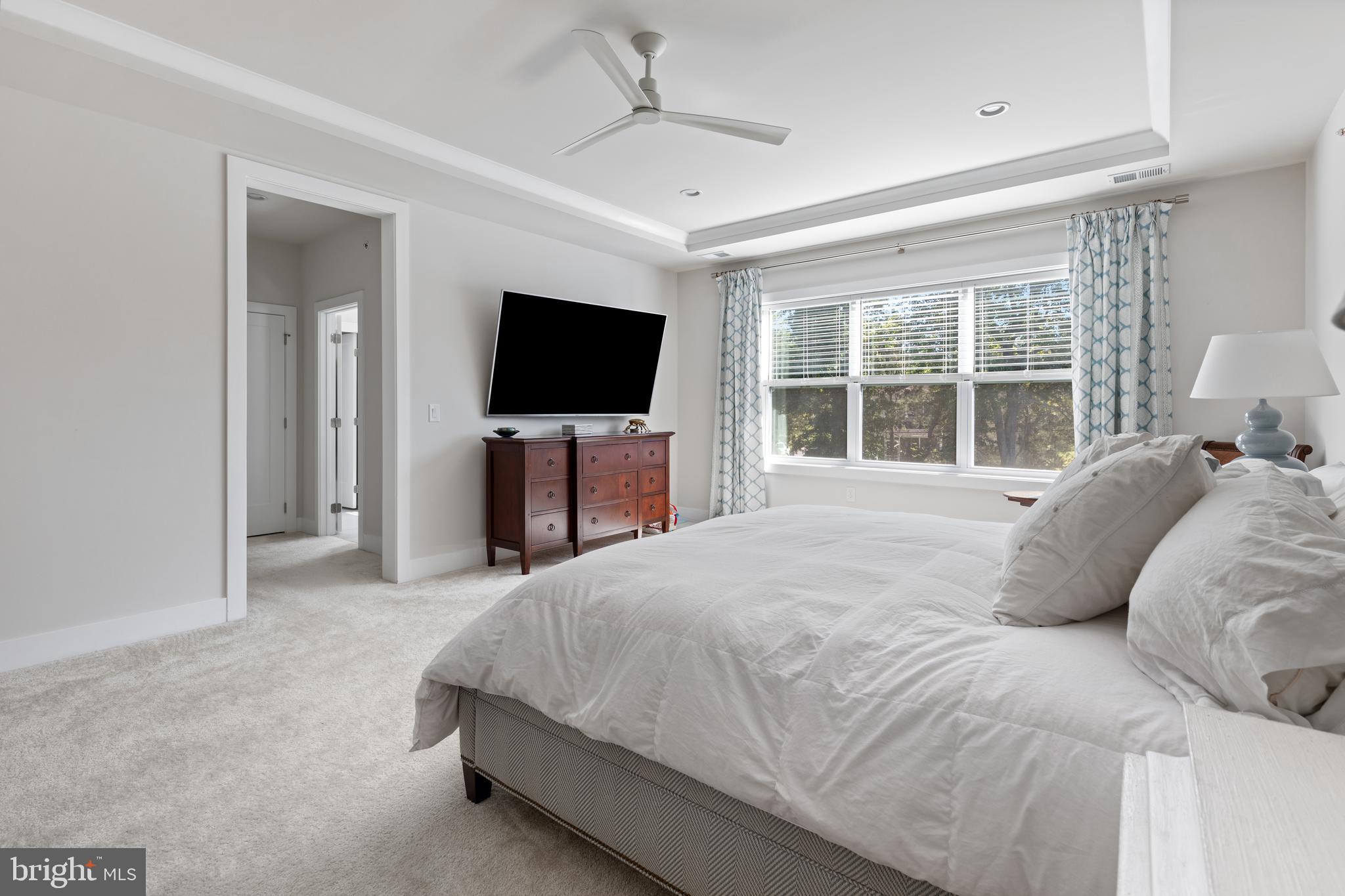 CREEKSIDE AT BLUE BELL - Residential