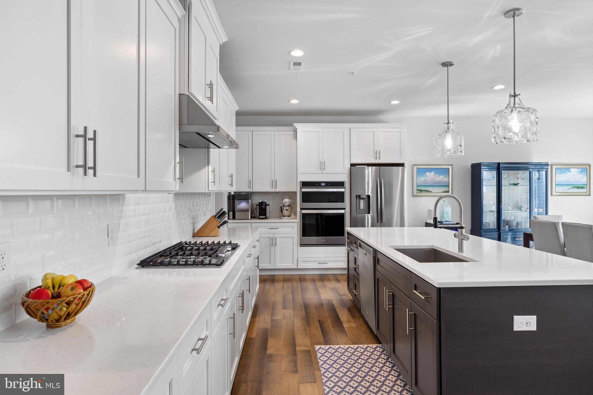 CREEKSIDE AT BLUE BELL - Residential